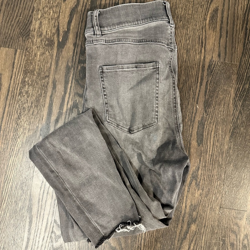 SPANX Ankle Skinny Jeans in GRAY Size Medium
